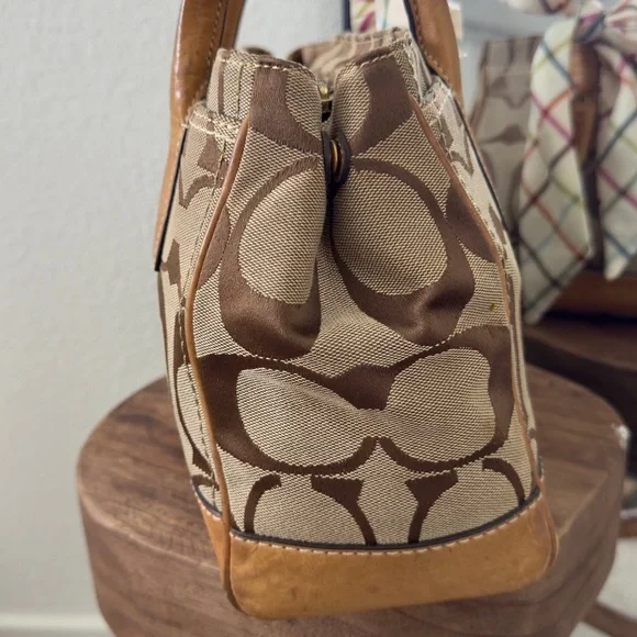 Coach Brown and Tan Signature Tote Bag - Picture 5 of 8